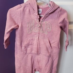 Baby Gap 6-12 m
